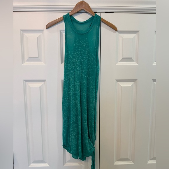 Весса
Beach Date CoverUp Dress Size XS-S NWT - Picture 4 of 10